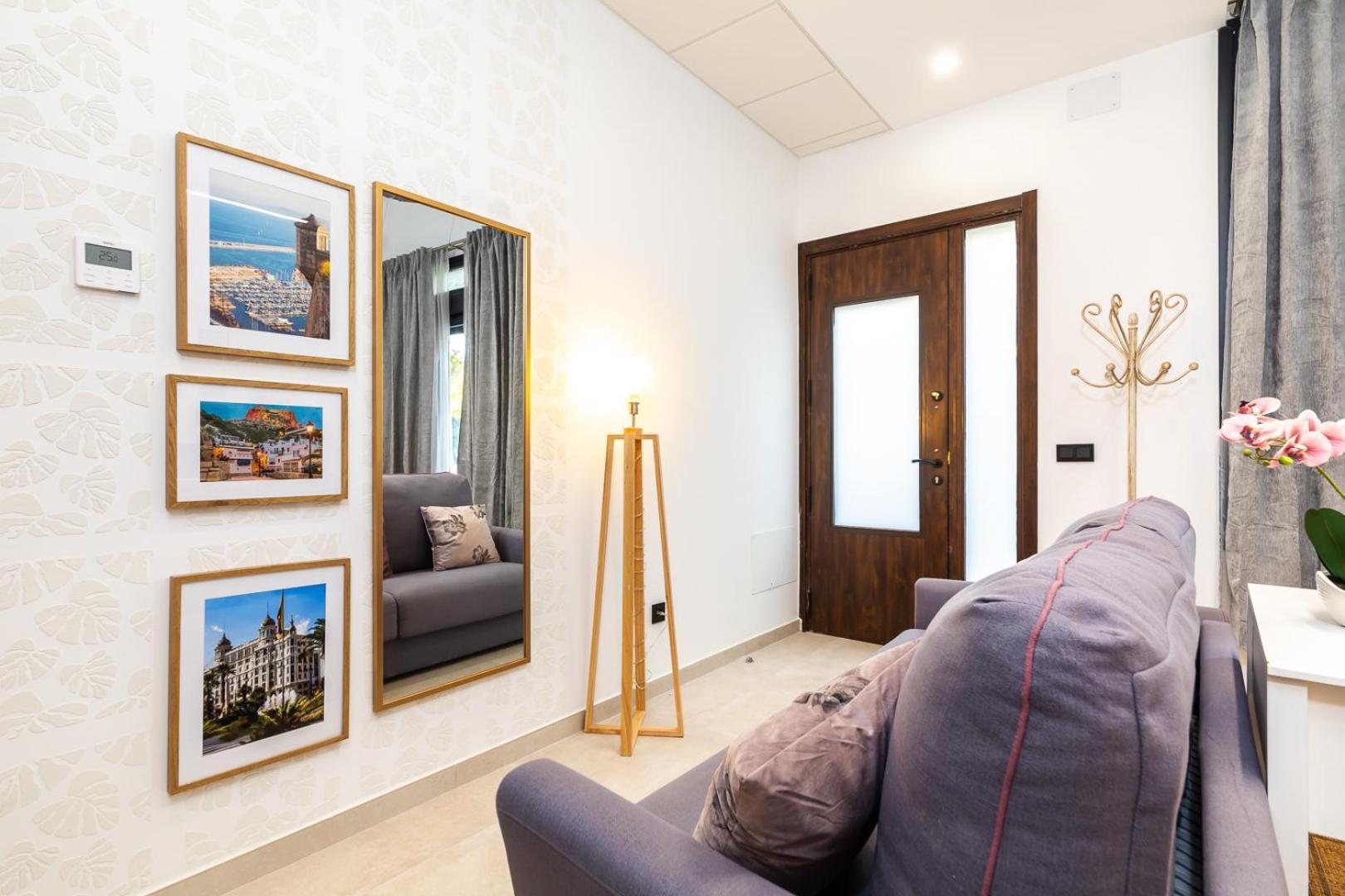 Apartamento Noguera Loft "A" อาลิกันเต ภายนอก รูปภาพ